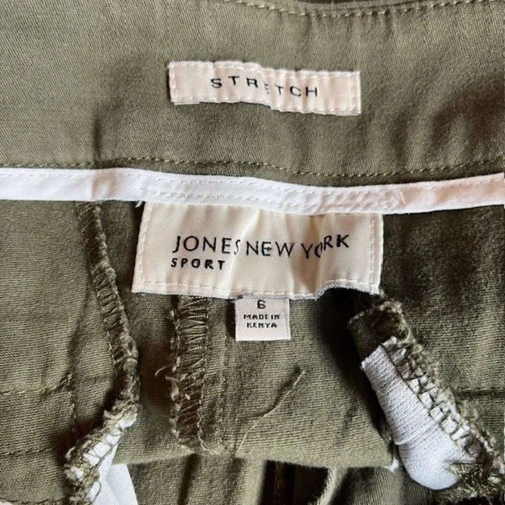 Jones New York Sport Women's Stretch Olive Trouser Shorts Bermuda‎ Green Size 6